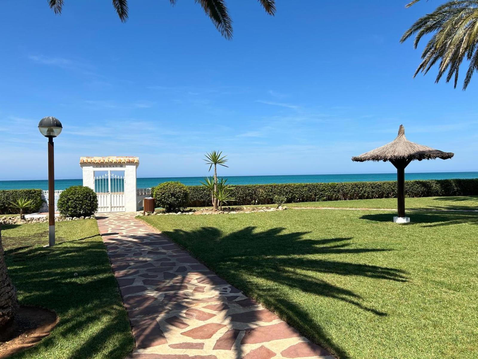 BOIRA - Vivienda en urbanización a primera línea de playa Dénia Exterior foto